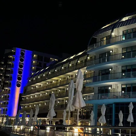 Lejlighed Seaview - 10 Meters To The